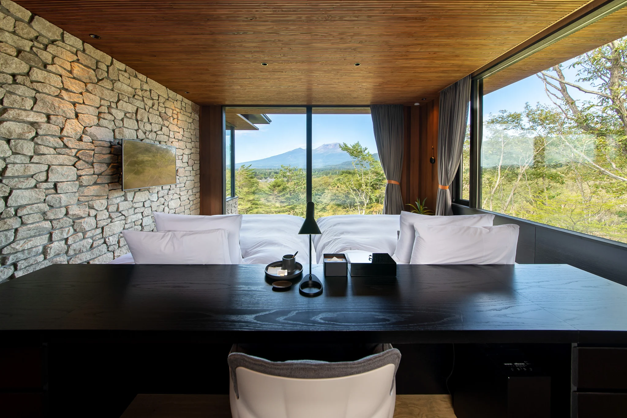 マスターベッドルーム