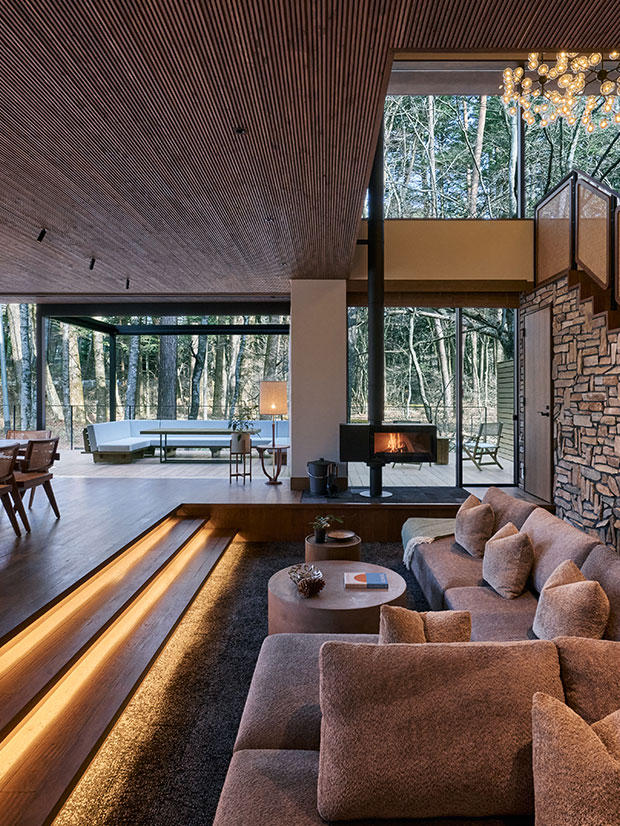 VEGA 専用面積320㎡ 川や水面に浮かぶ 光が美しい